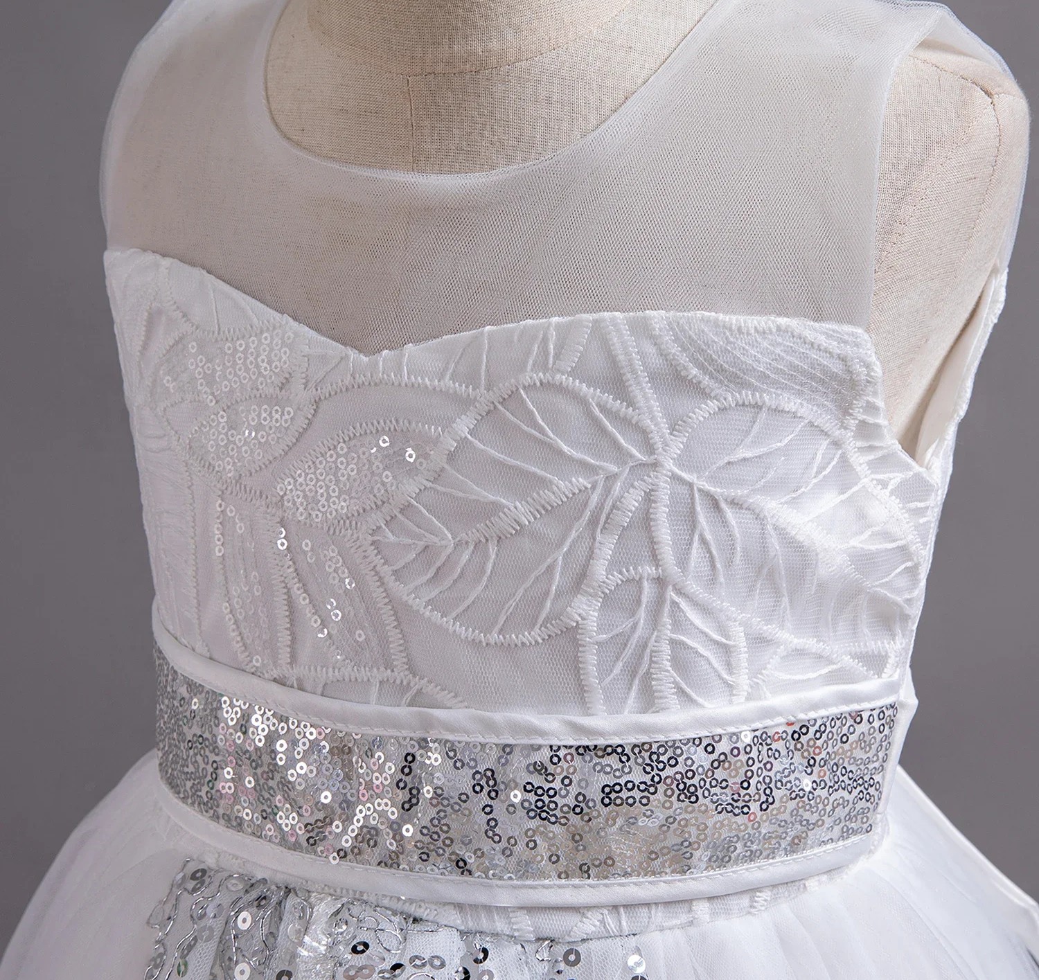 -1088359952339343473~2